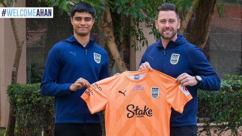 Mumbai City sign 18-year-old goalkeeper Ahan Prakash
