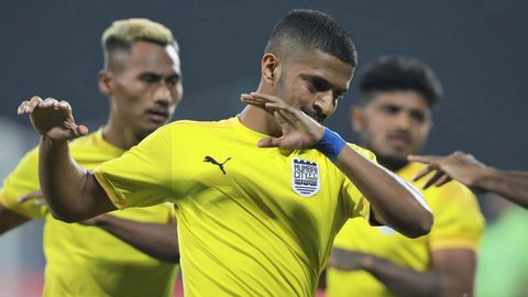 Match 8: Mumbai City FC 2-0 Kerala Blasters FC