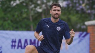 The Islanders training in Bangkok prepping for the new season