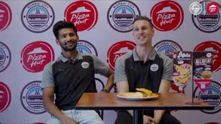 𝙃𝙤𝙬 𝙬𝙚𝙡𝙡 𝙙𝙤 𝙅𝙖𝙮𝙚𝙨𝙝 & 𝙔𝙤ë𝙡𝙡 𝙠𝙣𝙤𝙬 𝙚𝙖𝙘𝙝 𝙤𝙩𝙝𝙚𝙧? 🤭 | Mumbai City FC x PizzaHut