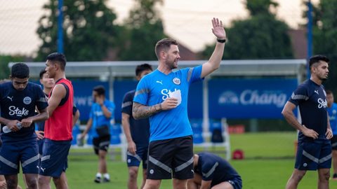 New crest, fresh faces and pre-season progress: Des Buckingham gives his take