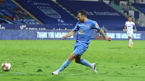Match 17: Mumbai City FC 2-4 Bengaluru FC
