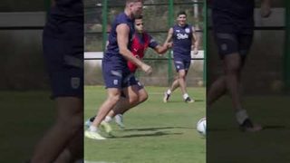 🎥 | Inside #TheIslanders’ preparations for #BFCMCFC 💪 #CityOfChampions #MumbaiCity #AamchiCity 🔵