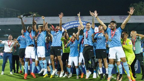 Mumbai City lift the Hero ISL League Winners' Shield