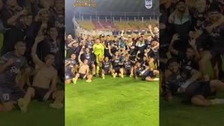 🎥 | Celebrations galore as the #TheIslanders bring in their League Shield victory! 🤩