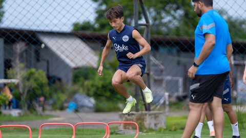 The hustle continues on the pitch for Islanders in the second week in Thailand