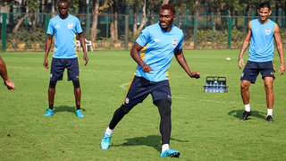 Training ahead of first game in 2020