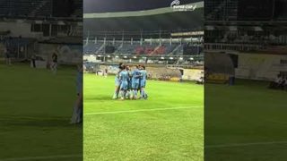 Our first goal of the season, and who else? 🎶 JPD... JPD 🤩
