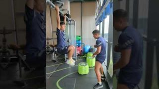 Role reversal :joy: Ft. Apuia and Rohlupuia | Mumbai City FC