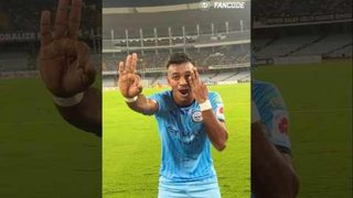 A closer look at @noufal's celebration 🫶 Watch Indian Super League Season 12 live only on @fancode ⚽