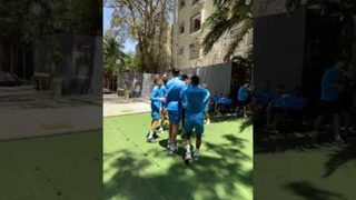 #TheIslanders are in high spirits ahead of today’s game 💪🤩 #BFCMCFC #ISL #AamchiCity 🔵