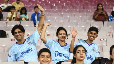 Snaps of our fans at the DY Patil Stadium in the Islanders' ACL clash against Al Hilal SFC