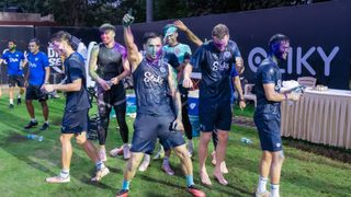 Holi festivites at the Islanders' camp