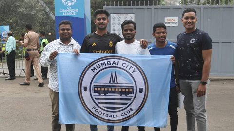 Snaps of our fans at the DY Patil Stadium in the Islanders' ACL clash against Al Hilal SFC