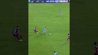 This display of @jorgeortiz's silky feet is the @easportsfc MCFC Skill of the Match from #MBSGMCFC 👏