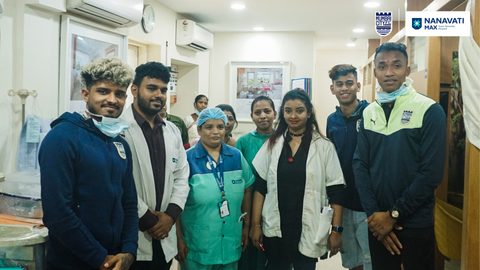 The Islanders' visit to Nanavati Hospital