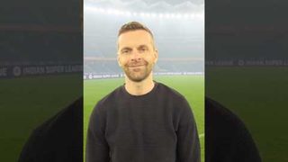 Coach Kratky shares his views on the #PFCMCFC 💪#ISL #AamchiCity 🔵