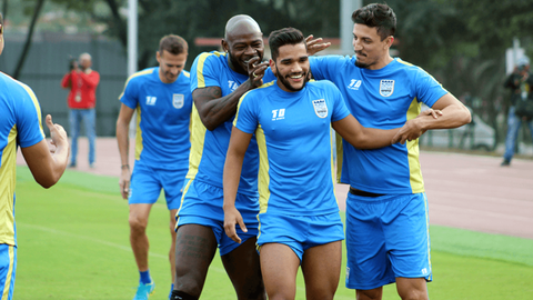 The Islanders train at Guwahati