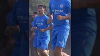 Let’s get the ball rolling ⚡#AIFFSuperCup #SCDMCFC #AamchiCity 🔵