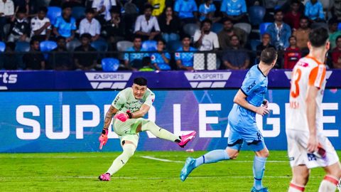 ISL Season 11 Match 6 : Mumbai City 4-2 Kerala Blasters FC