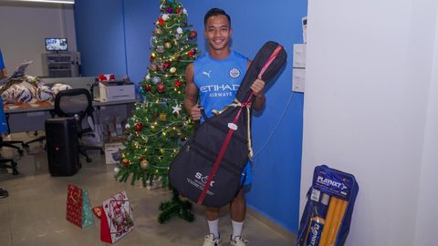 Christmas Festivities at the Islanders' Camp