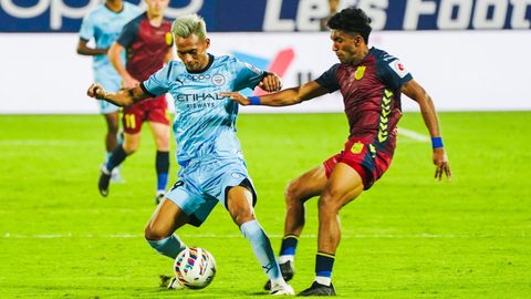 ISL Season 11 Match 9 : Mumbai City 1-0 Hyderabad FC