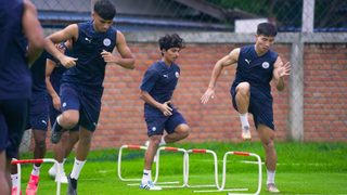 The Islanders training in Bangkok prepping for the new season