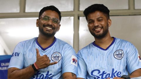 Snaps of our fans at the DY Patil Stadium in the Islanders' ACL clash against Al Hilal SFC