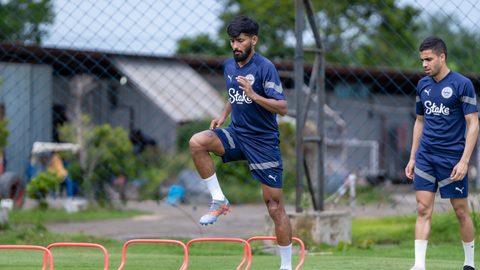 The hustle continues on the pitch for Islanders in the second week in Thailand