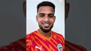 Our latest addition is delighted on joining #TheIslanders 🤩 #WelcomeRehenesh #AamchiCity 🔵