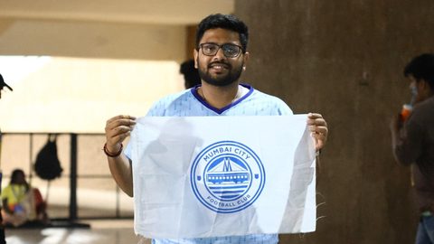 Snaps of our fans at the DY Patil Stadium in the Islanders' ACL clash against Al Hilal SFC