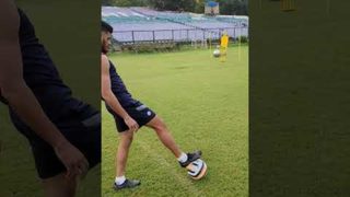 Accuracy challenge ft. Des and Mehtab | Mumbai City FC