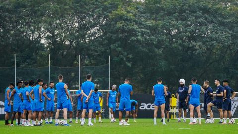 Building momentum before the crucial battle