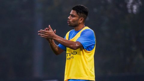 Welcome to Aamchi City, Prabir Das