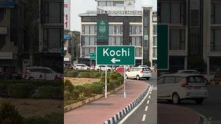 📍കൊച്ചി #KBFCMCFC #ISL12 #AamchiCity 🔵