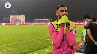 Amrinder Singh reacts to Rowllin's winning penalty | #MCFCFCG SF 2nd Leg