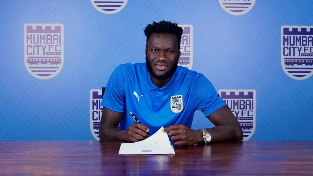 Mumbai City captain Mourtada Fall signs one-year contract extension