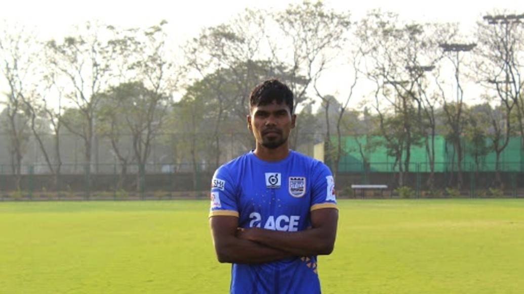 Mumbai City FC seal loan move for defender Sanjay Balmuchu