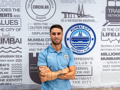 mumbai-city-sign-spanish-midfielder-sergio-llamas.Click to read full article.