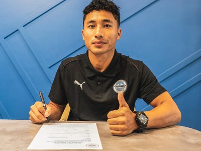 mumbai-city-sign-lalnuntluanga-bawitlung-ahead-of-2025-2026-campaign.Click to read full article.